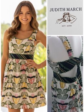Judith March Cream Floral Print Scoop-Neck Mini Dress